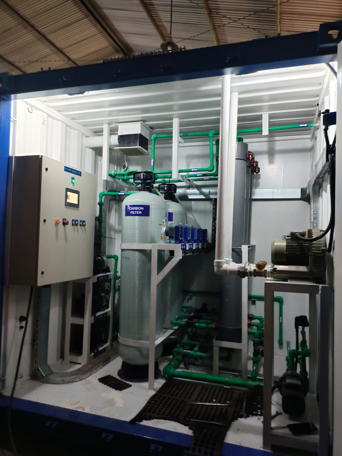 Internal equipment in a modular water treatment package